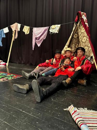 teatru-muzica-dans-3-14.04.2023-13