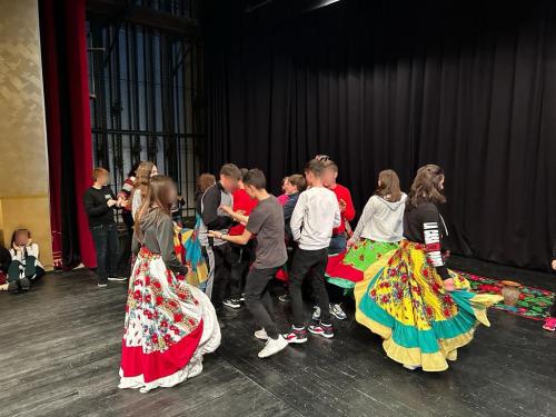 teatru-muzica-dans-3-14.04.2023-20